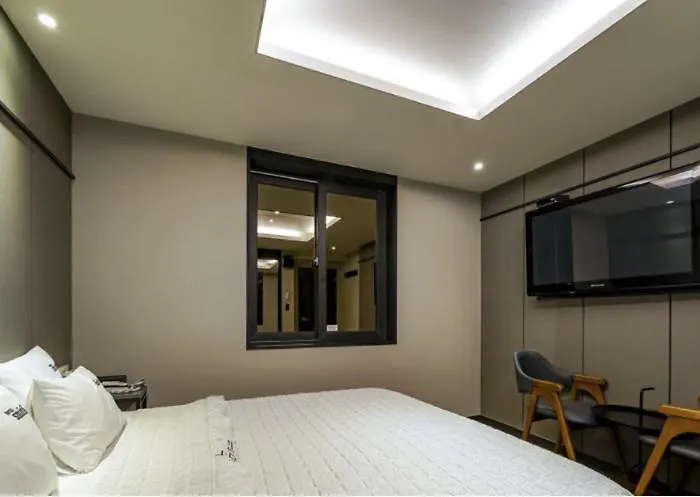 Hotel Smith Daeyeon