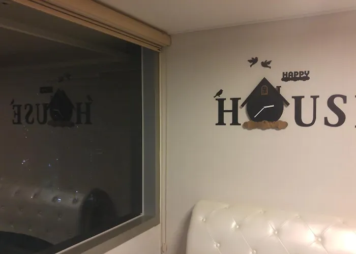 Dynamic Guesthouse