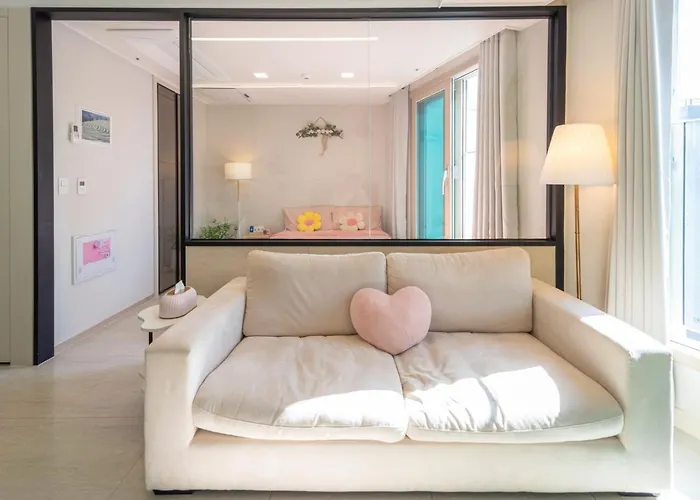 L'Eau House