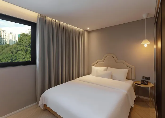 Newcz Gwangan Hotel