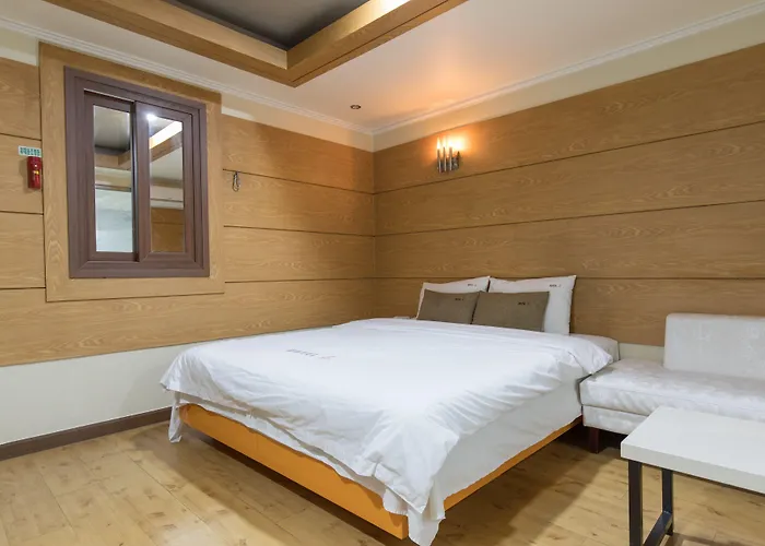 No.25 Hotel Busan Seomyeon Station