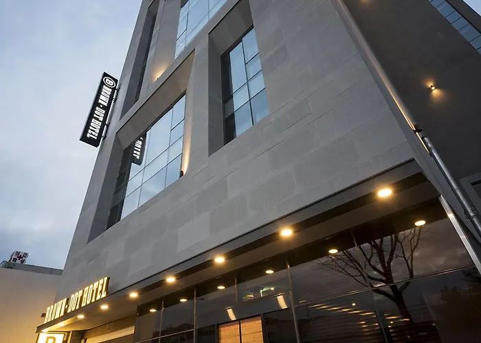 Browndot Hotel Guseo