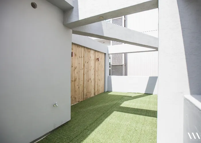 Hound Hotel Seomyeon-Beomcheon