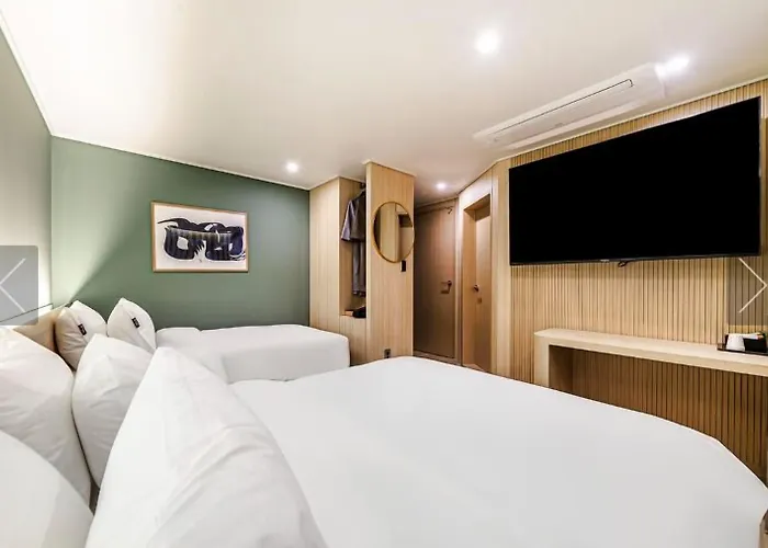 Brown Dot Hotel Yeonsan