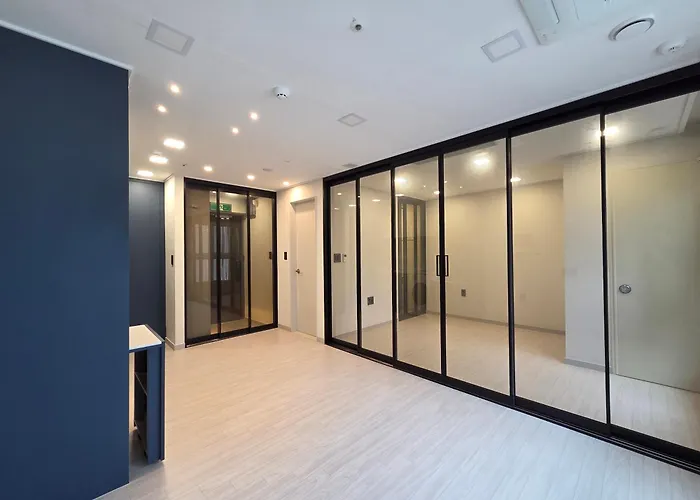 Central Height Apartment