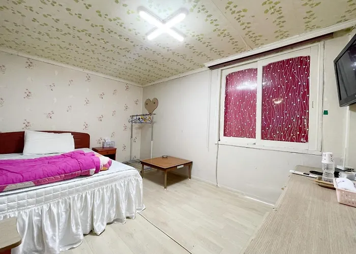 Seven Motel
