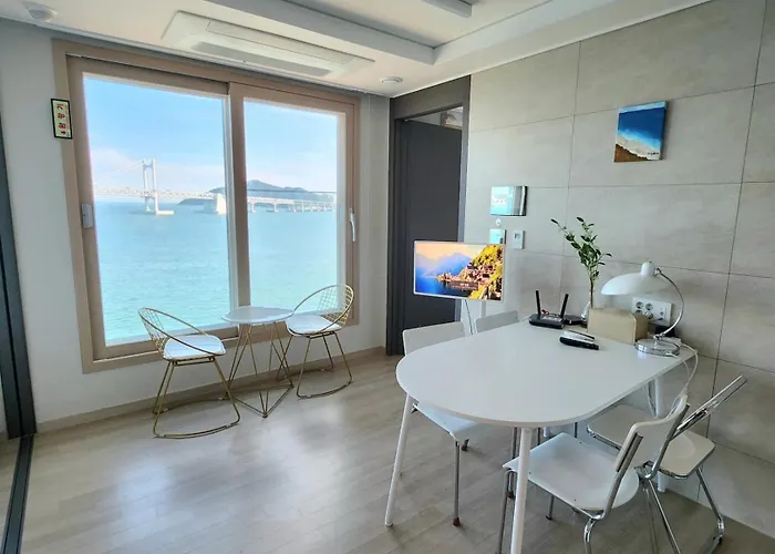 #Busan #Gwangalli #Cozystay #Gwanganbridge #Sunrise #Oceanview