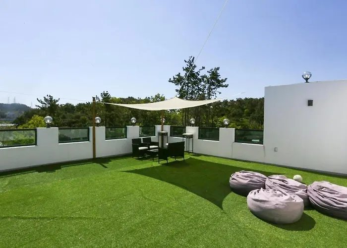 Busan Mandiga Pool Villa