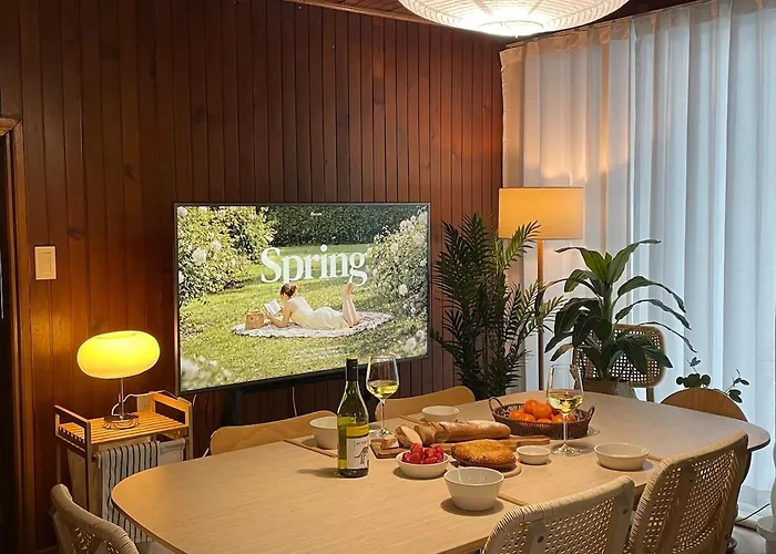1Minute Walk From Subway 10 People Convenient Transportation Gwangalli Luggage Storage