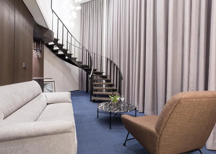 Centum Primus Hotel