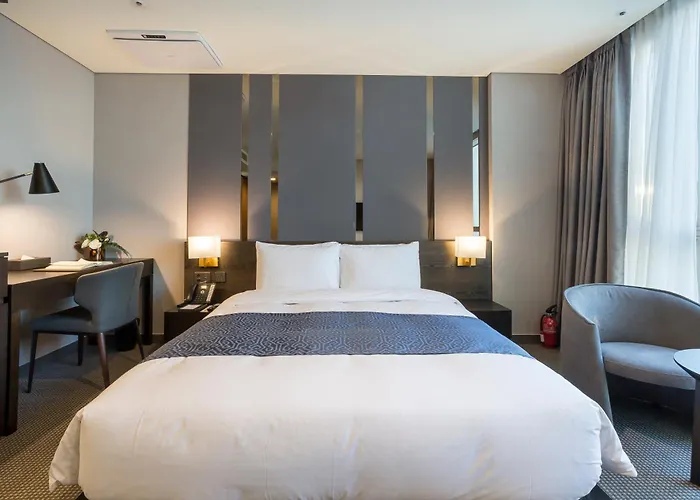 Centum Primus Hotel