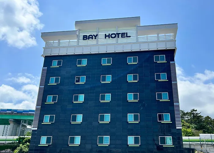 Song-Jeong Bay Hotel