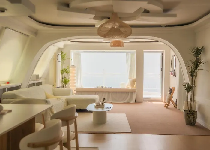 Mocean Stay #Oceanview #Group