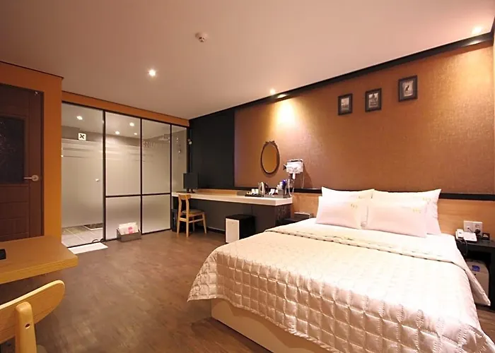 Hotel G7