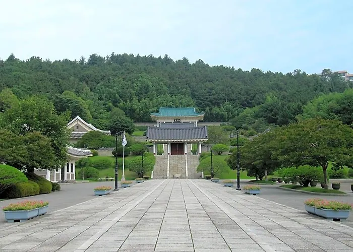 Busan Jaesongdong Max