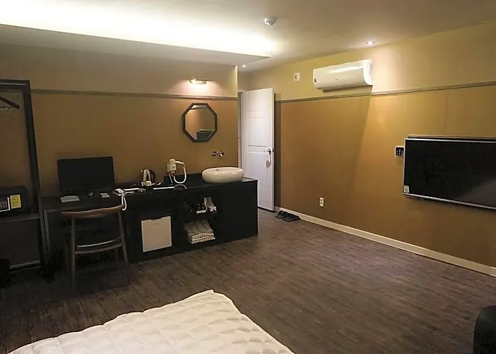 Mu Hotel