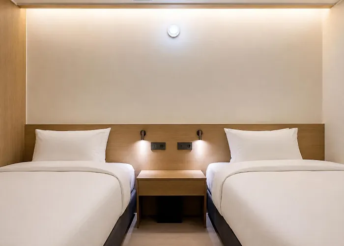 Link B Hotel