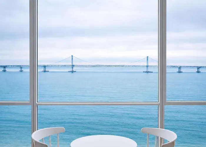 New Happy Stay, 광안대교, 광안리비치, 바다바로앞, Netflix