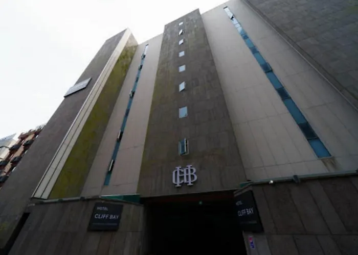 Busan Haeundae Cliff Bay Hotel