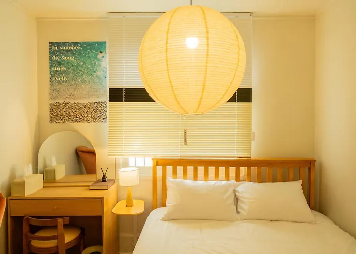 Busan, 6 People, Walking Distance To Gwangalli Beach, Parking Available, Nampo남천스테이 88