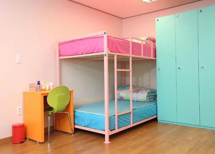Crystal Guesthouse