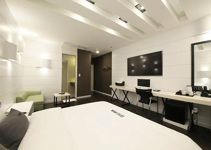 Premium Ava Hotel